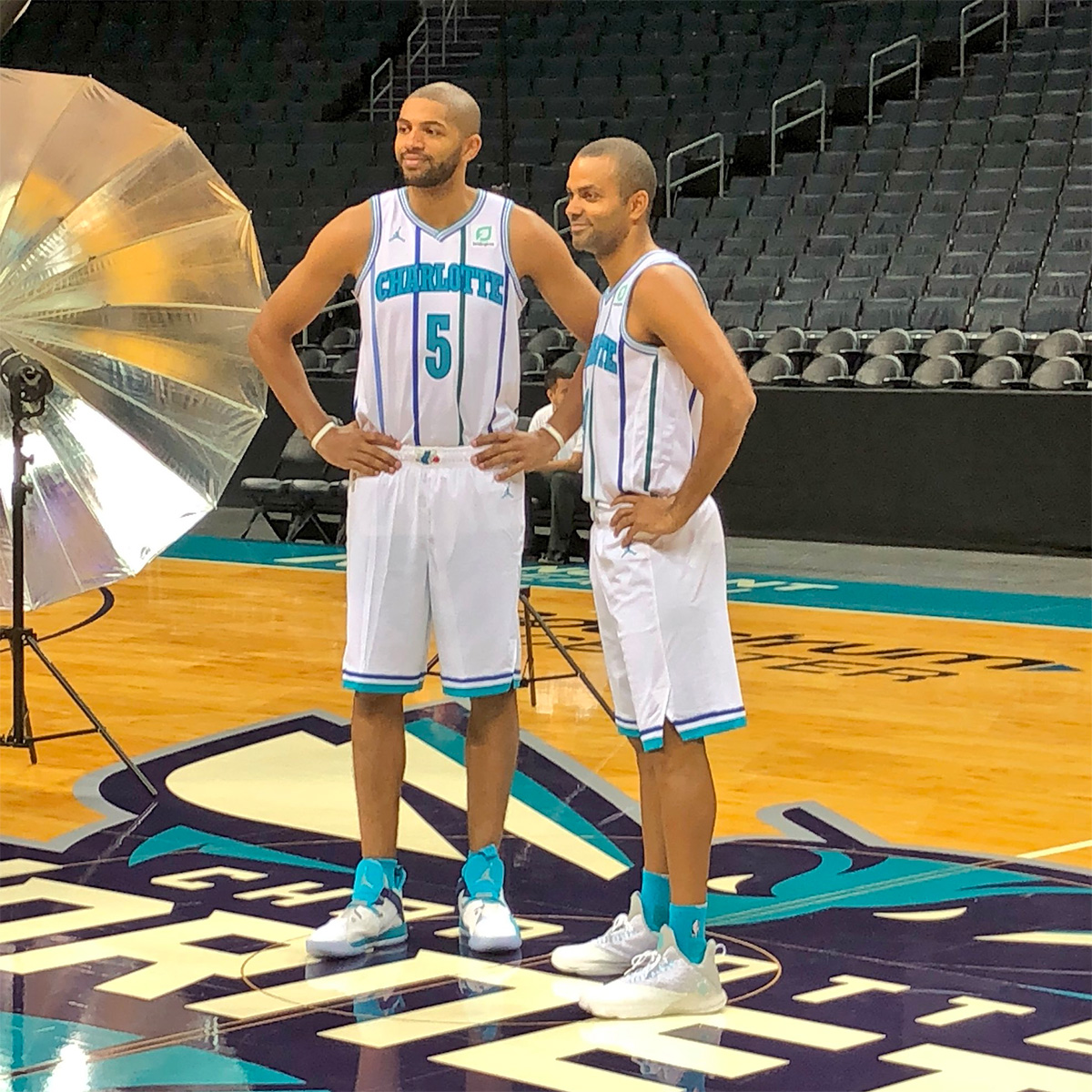 亚历山大-沃克领衔表现出色，夏洛特黄蜂胜出(ufc亚历山大沃尔)